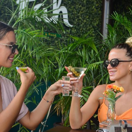 Siesta Fiesta Hotel Adults Only - 5Th Avenue Playa del Carmen Bagian luar foto