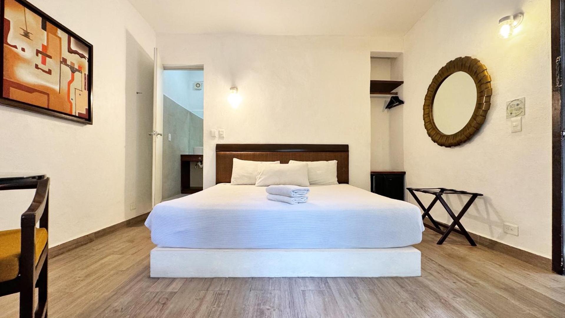 Siesta Fiesta Hotel Adults Only - 5Th Avenue Playa del Carmen Bagian luar foto